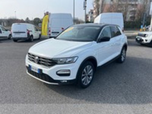 Volkswagen T-Roc 1.6 TDI SCR Business BlueMotion Technology (05/2019 -  06/2021): prezzo e scheda tecnica 