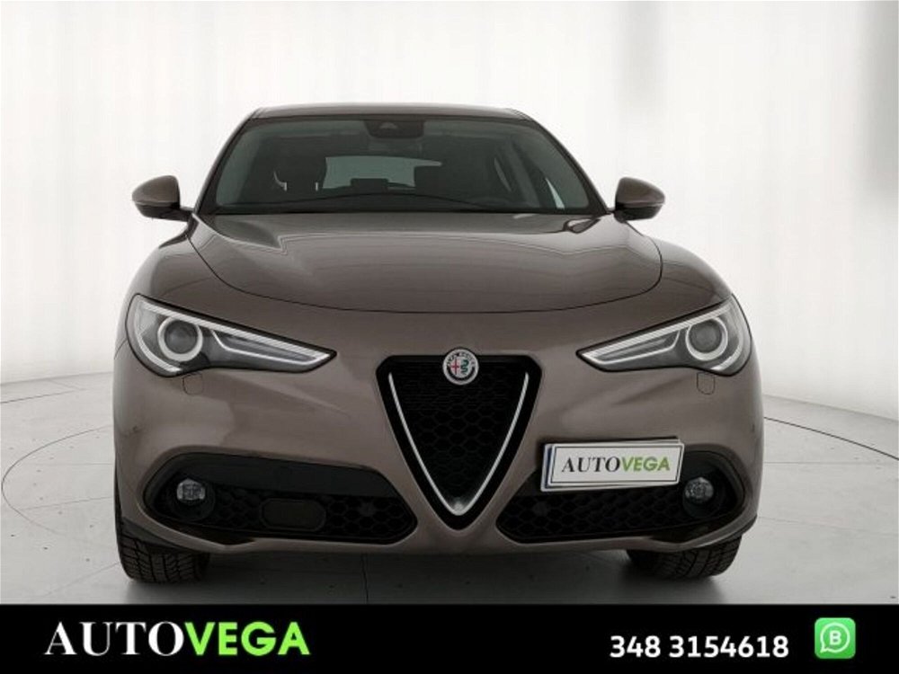 Alfa Romeo Stelvio Stelvio 2.2 Turbodiesel 190 CV AT8 Q4 Executive  del 2019 usata a Arzignano (2)