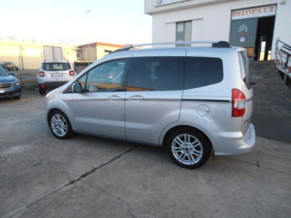 Ford Tourneo Courier usata a Livorno (7)