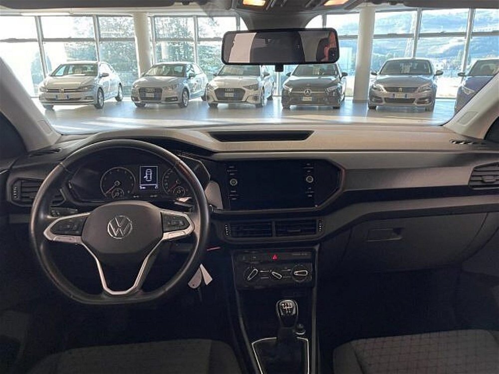 Volkswagen T-Cross 1.0 TSI Style BMT del 2020 usata a Alba (5)