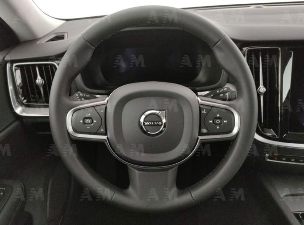 Volvo V60 nuova a Modena (12)