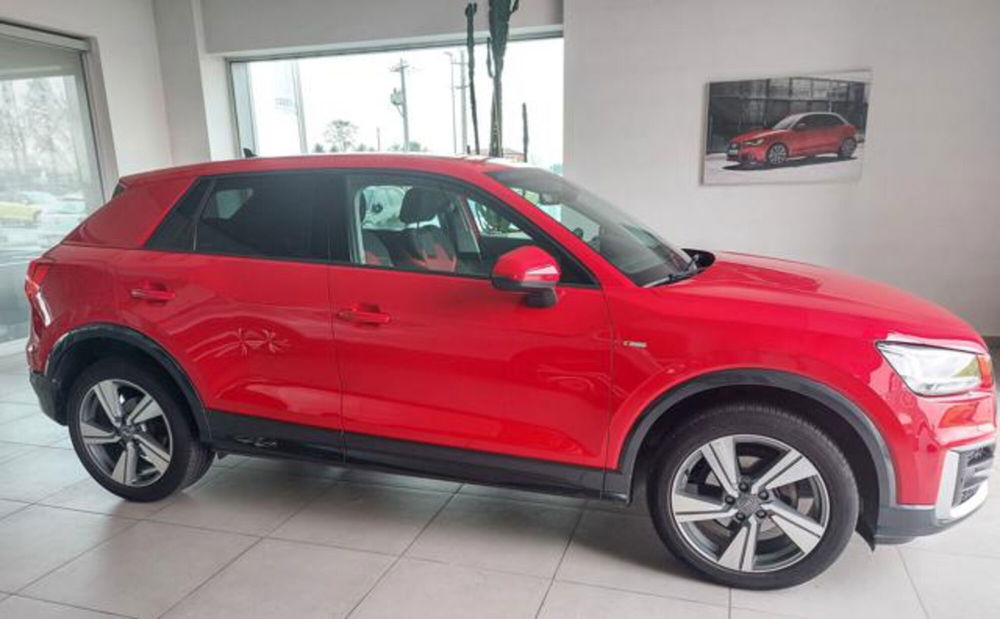 Audi Q2 Q2 30 TDI S tronic Admired  del 2020 usata a Paruzzaro (4)