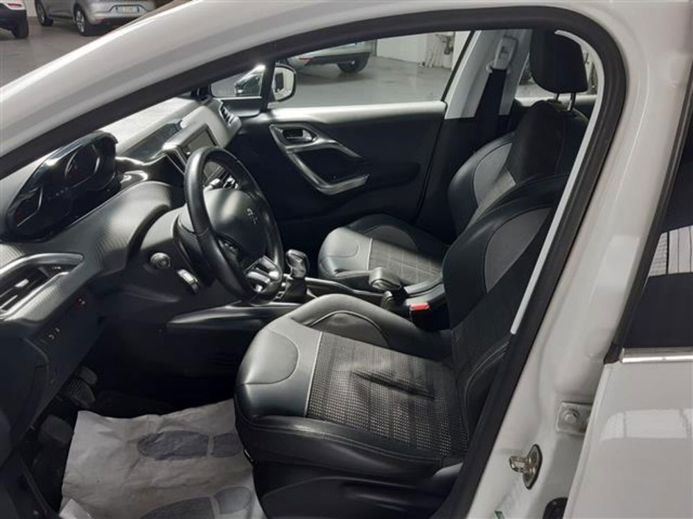 Peugeot 2008 usata a Asti (12)