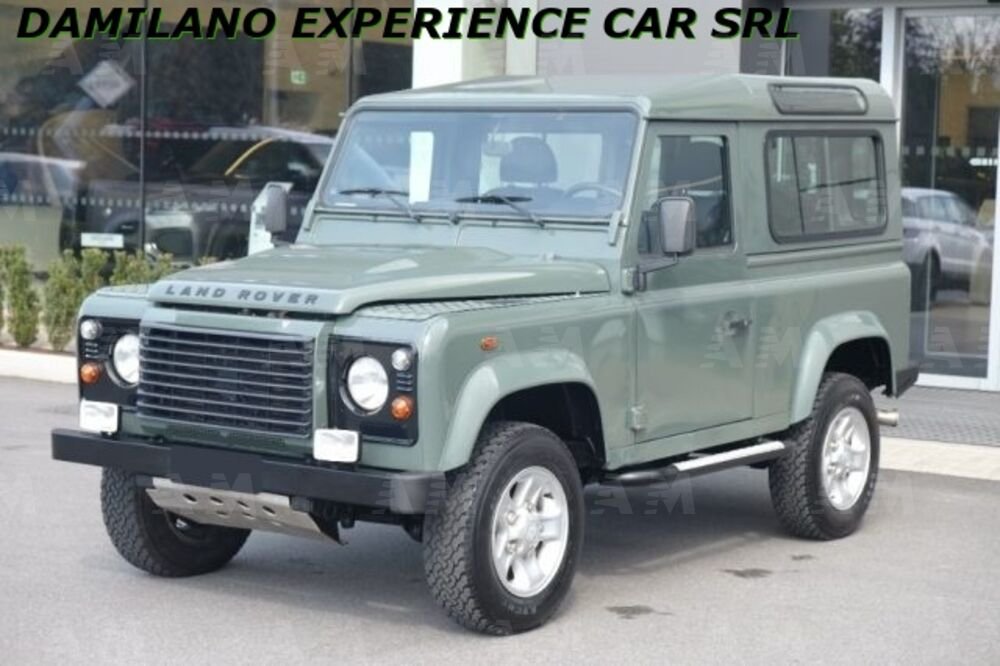 Land Rover Defender 90 2.4 TD4 Station Wagon S del 2007 usata a Cuneo