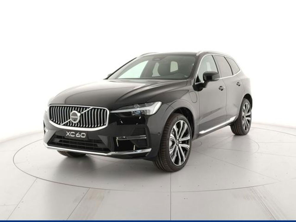 Volvo XC60 T6 AWD Geartronic R-design  nuova a Modena (2)