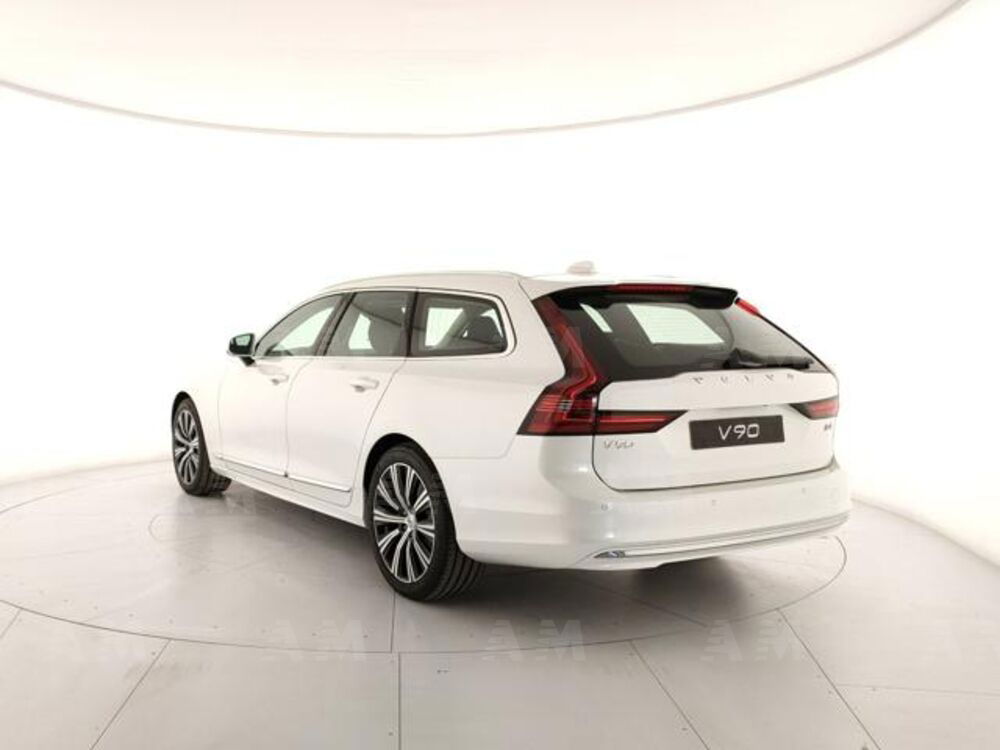 Volvo V90 B4 (d) automatico Plus Bright nuova a Modena (3)