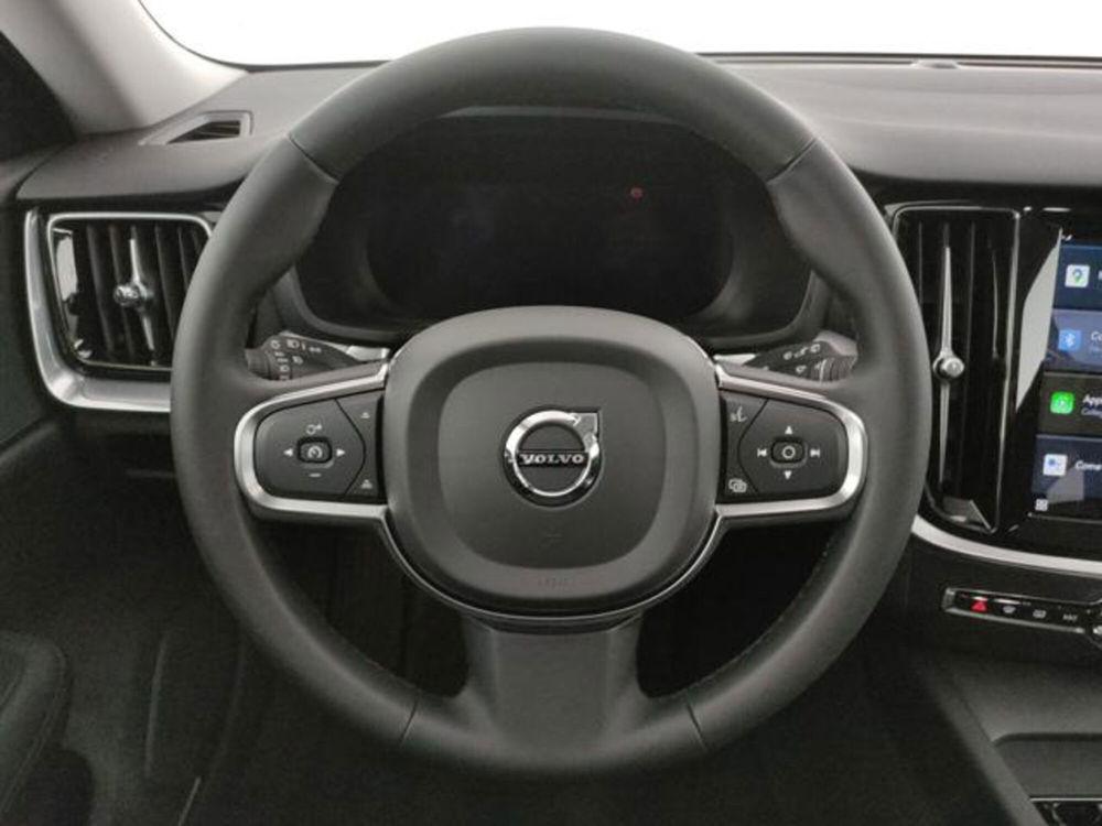 Volvo V60 nuova a Modena (12)