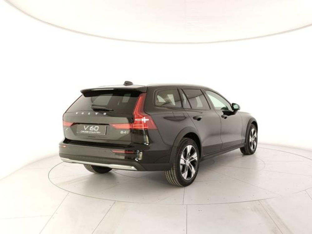 Volvo V60 Cross Country nuova a Modena (5)