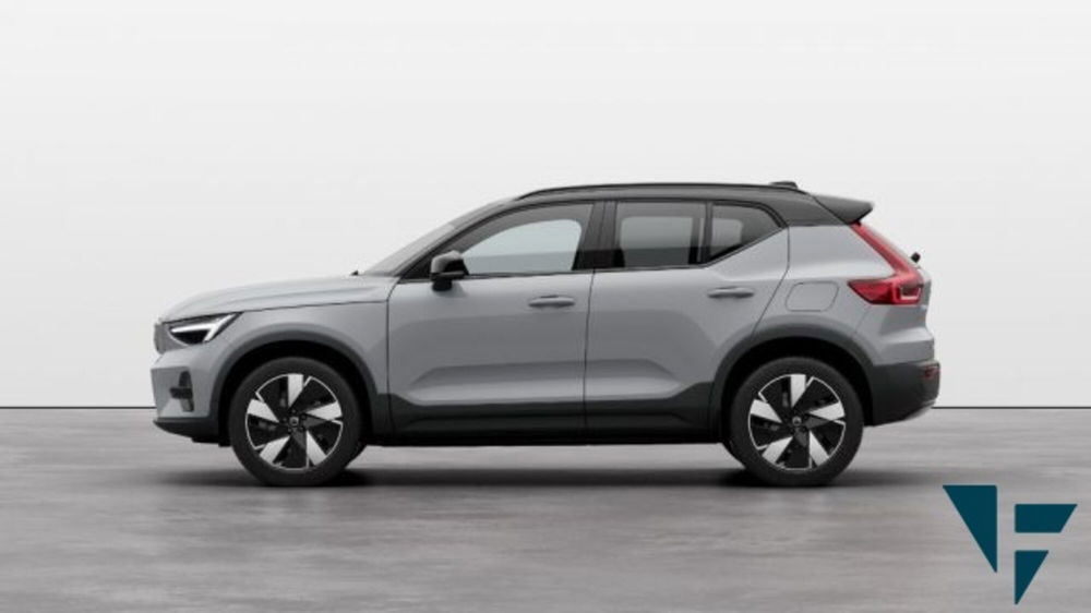 Volvo XC40 Recharge Pure Electric Single Motor RWD Core nuova a Tavagnacco (2)