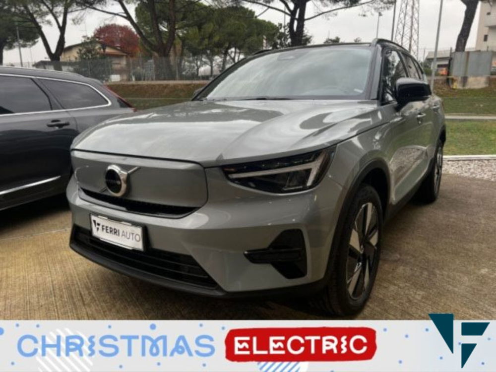 Volvo XC40 nuova a Udine