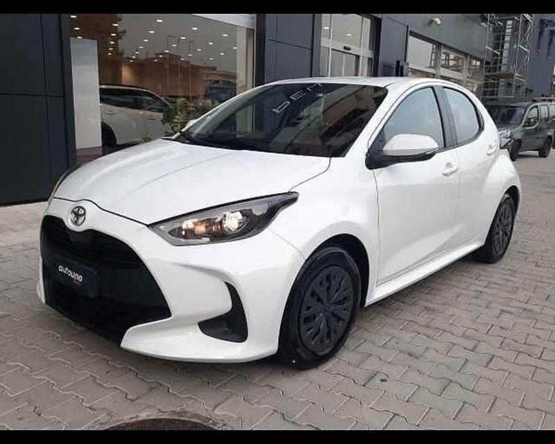 Toyota Yaris 1.0 5 porte Trend  del 2021 usata a Pozzuoli