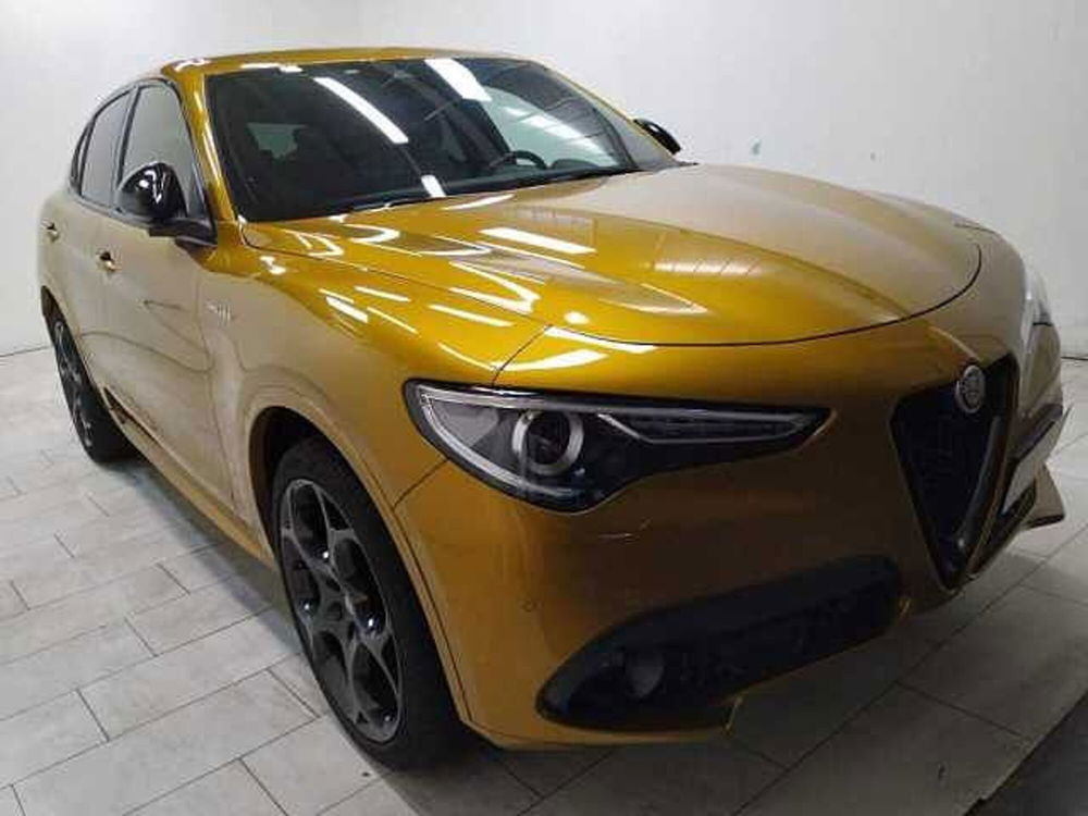 Alfa Romeo Stelvio usata a Cuneo (3)