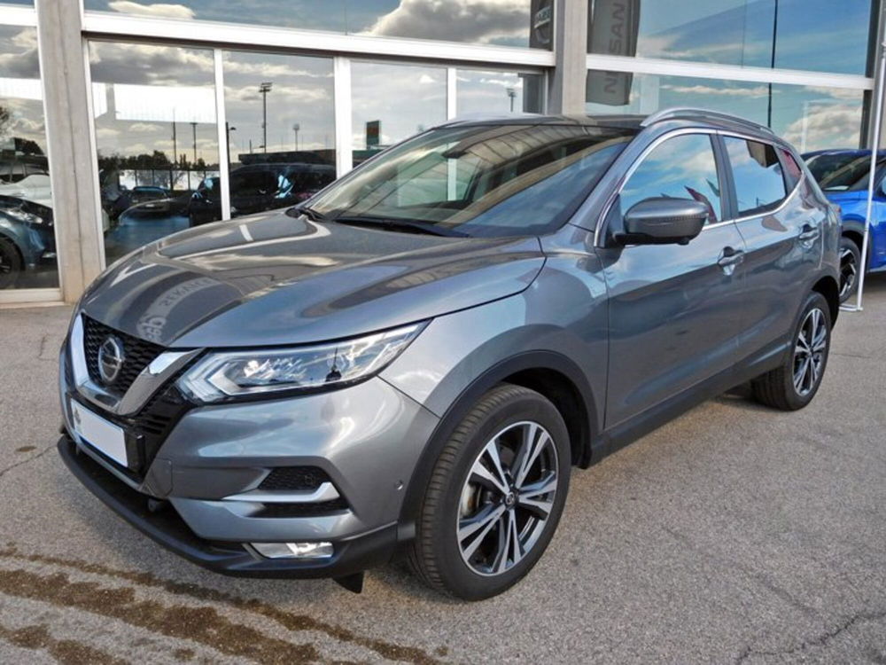 Nissan Qashqai usata a Rimini