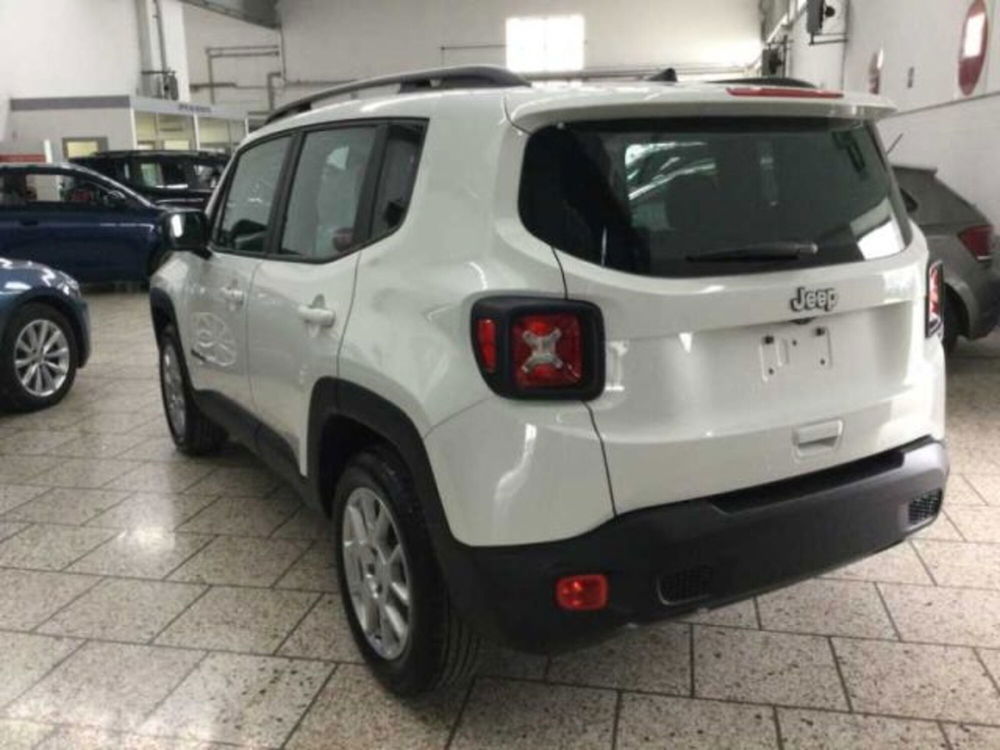 Jeep Renegade nuova a Lecce (6)