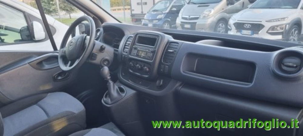 Opel Vivaro Furgone usata a Savona (9)