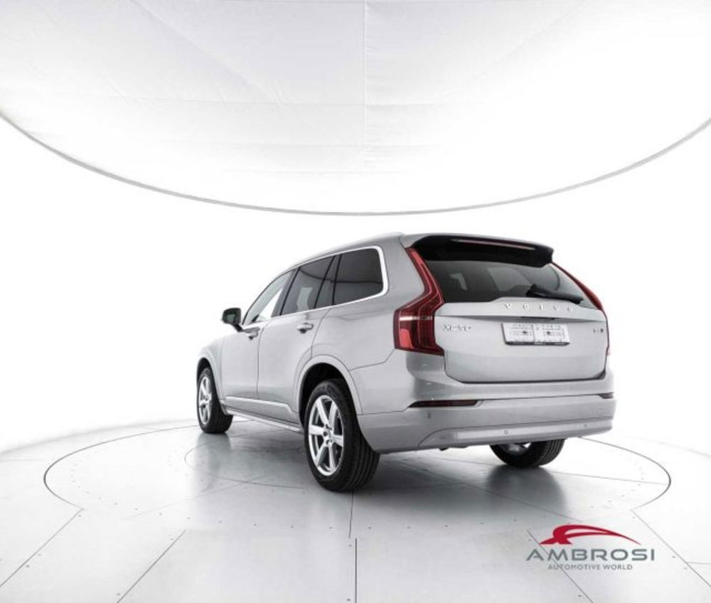 Volvo XC90 B5 (d) AWD automatico Core del 2024 usata a Corciano (4)