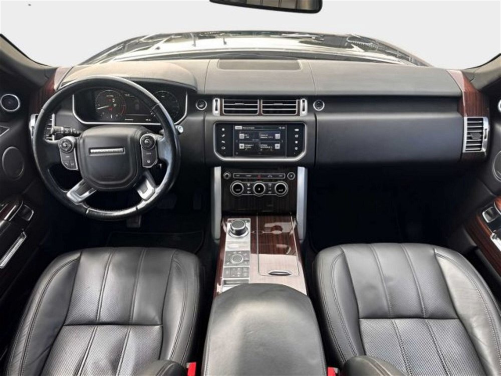 Land Rover Range Rover 3.0 TDV6 Vogue  del 2016 usata a Monteriggioni (4)