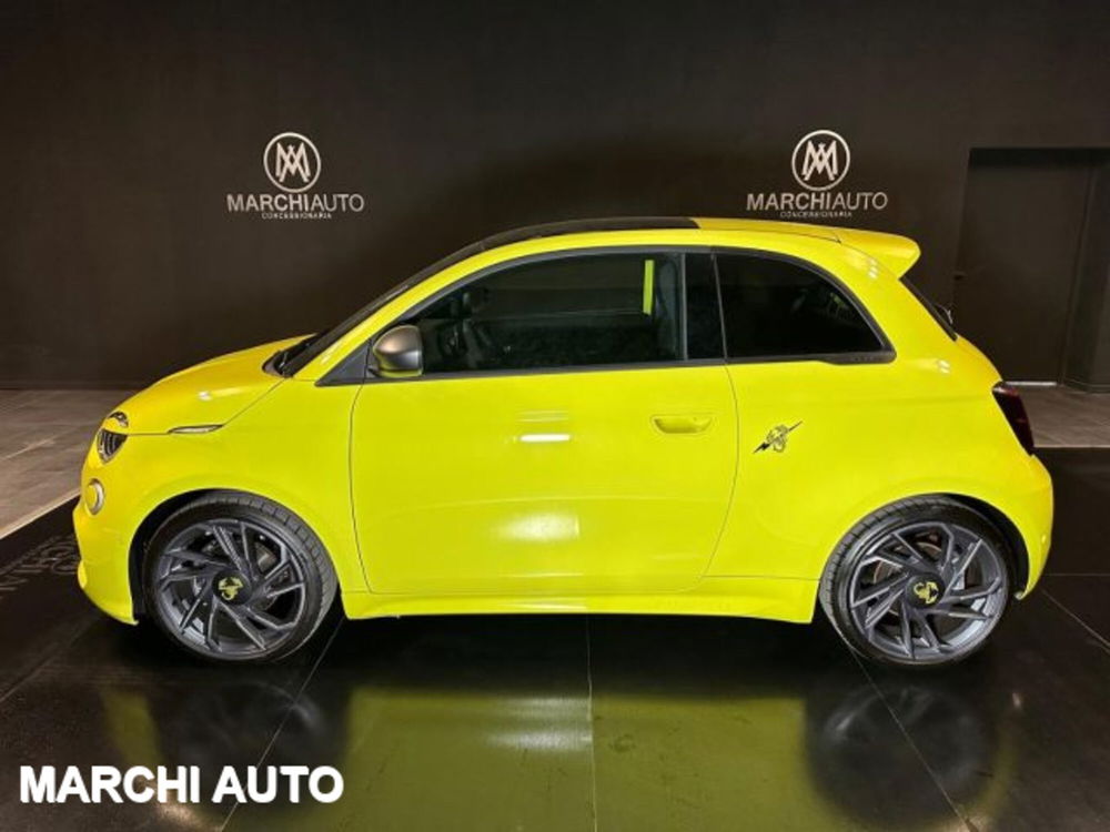 Abarth 500e Cabrio nuova a Perugia (8)