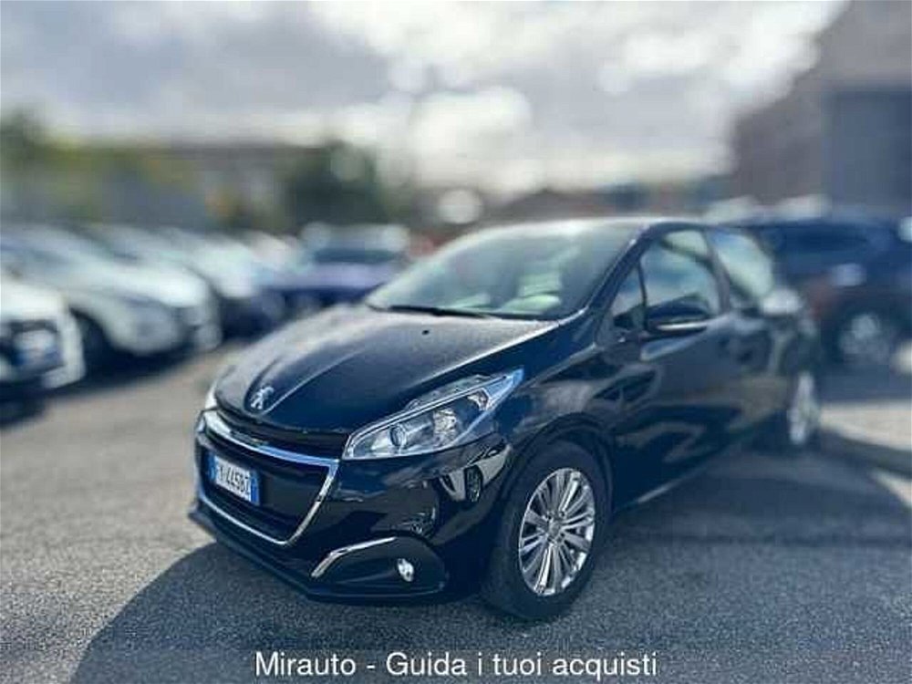 Peugeot 208 82 5 porte Active  del 2019 usata a Roma (3)