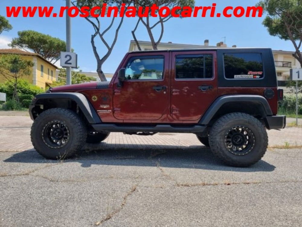 Jeep Wrangler Unlimited usata a Roma (10)