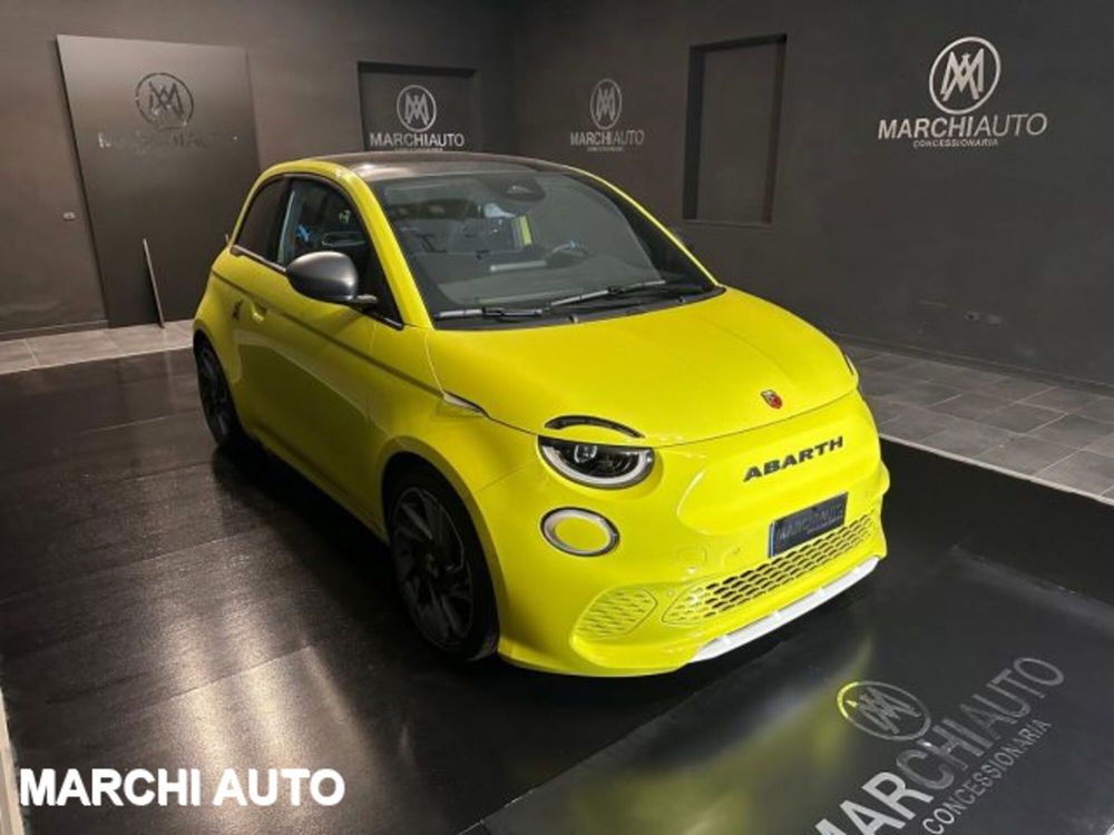 Abarth 500e Cabrio nuova a Perugia (3)