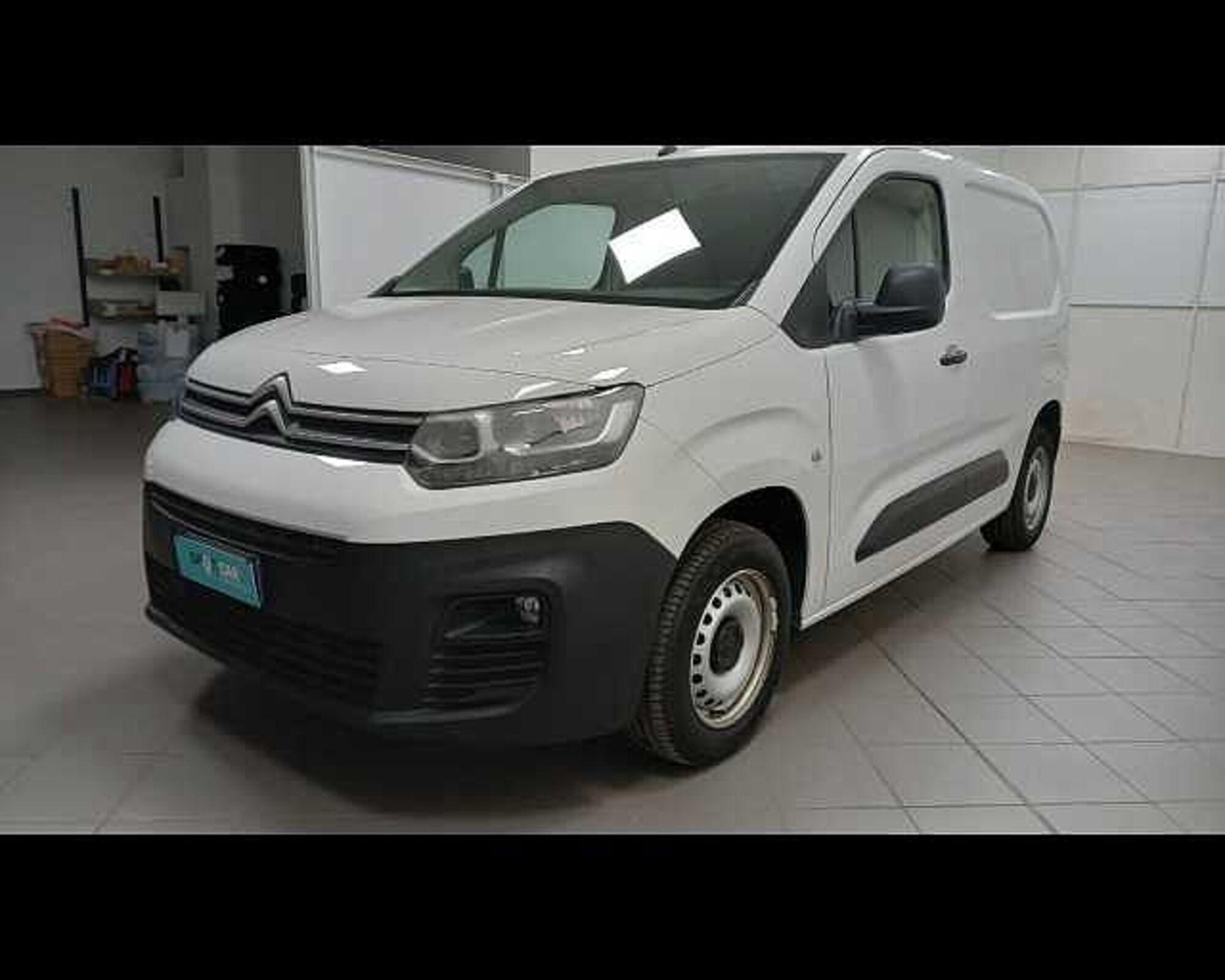 Citroen Berlingo Furgone BlueHDi 75 Van M Club  del 2019 usata a Cuneo