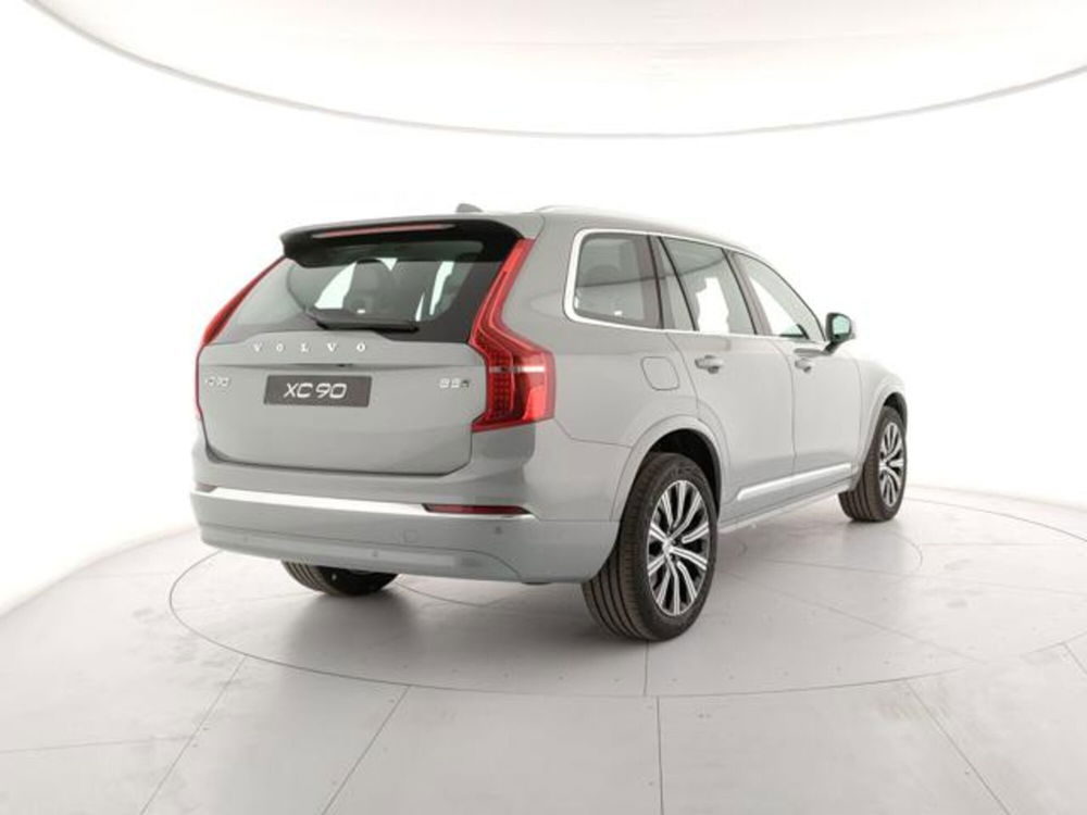 Volvo XC90 nuova a Modena (5)