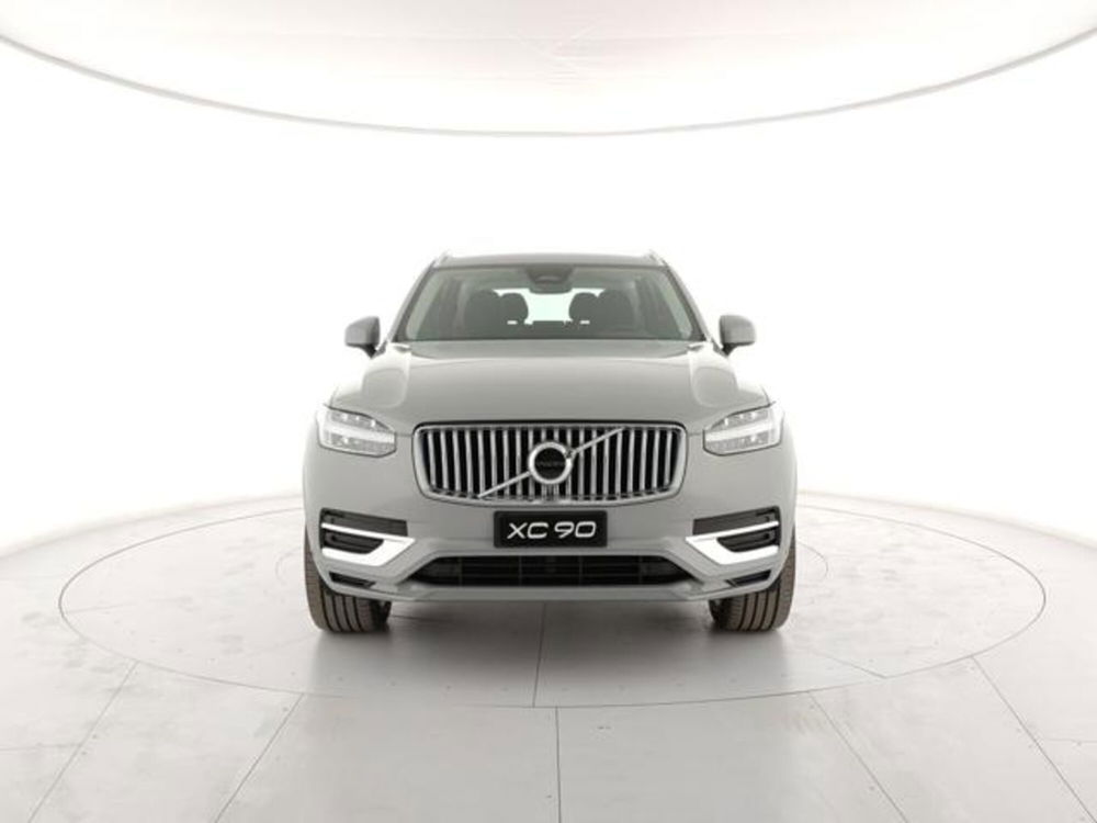 Volvo XC90 nuova a Modena (7)