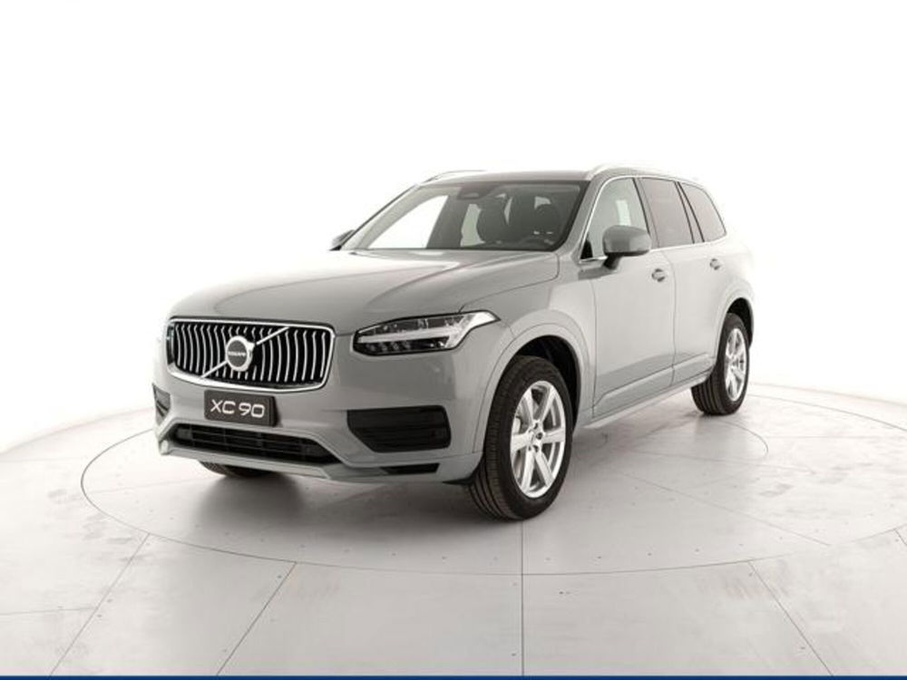 Volvo XC90 nuova a Modena (2)