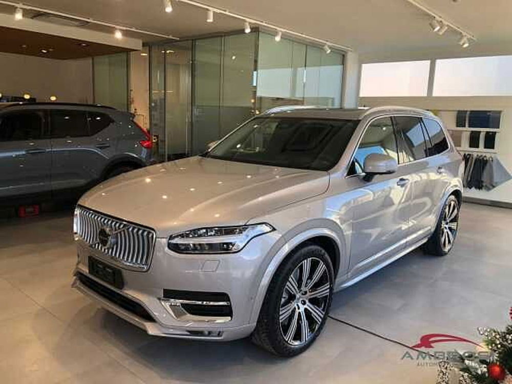 Volvo XC90 B5 (d) AWD automatico Plus Bright nuova a Corciano