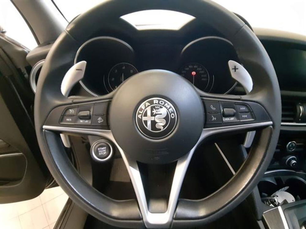 Alfa Romeo Stelvio usata a Padova (12)