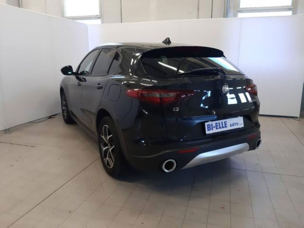 Alfa Romeo Stelvio usata a Padova (4)