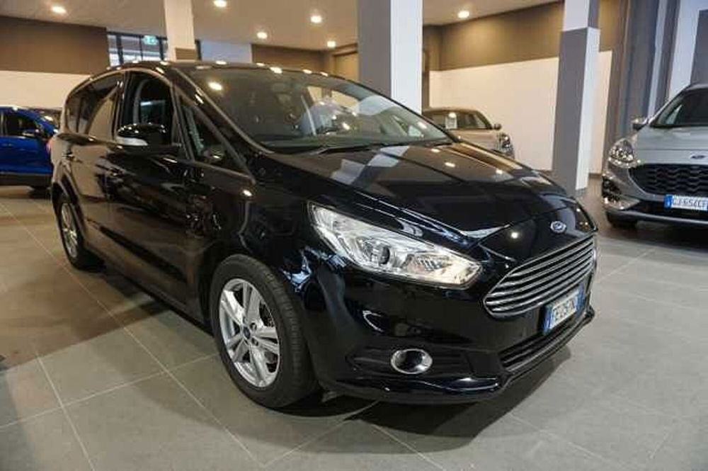 Ford S-Max 2.0 TDCi 120CV Start&Stop Plus del 2016 usata a Bologna (3)