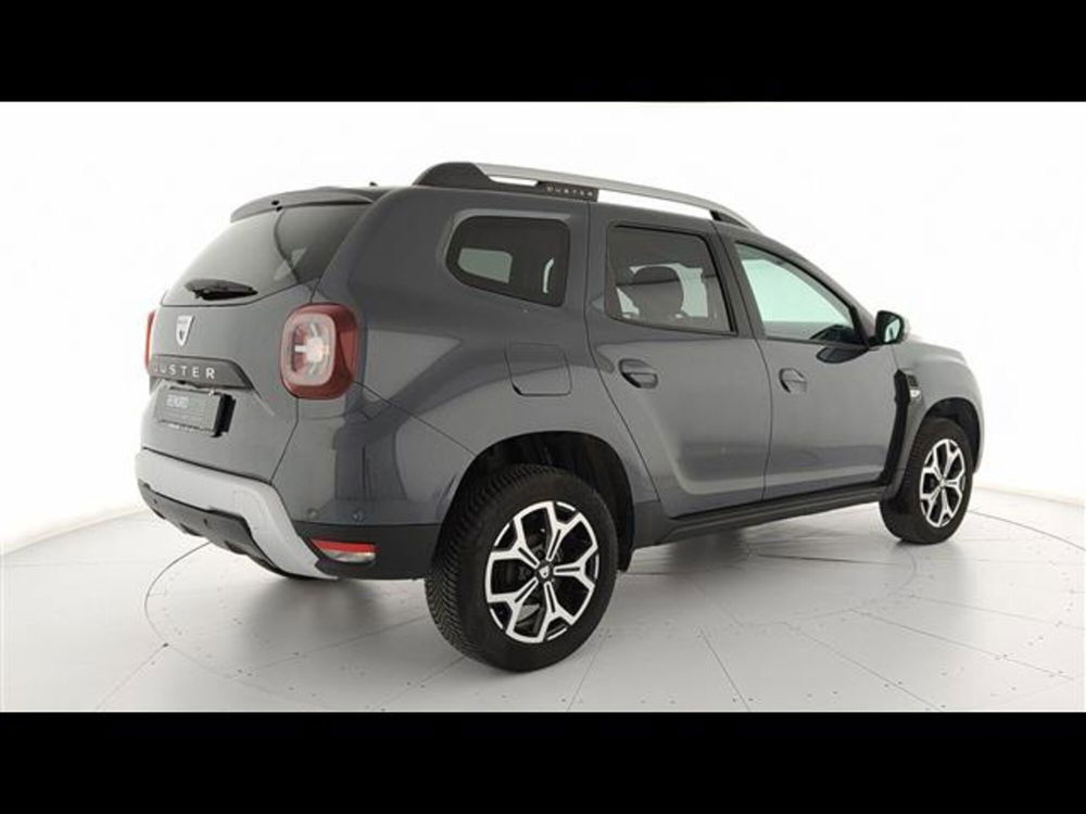 Dacia Duster usata a Milano (7)