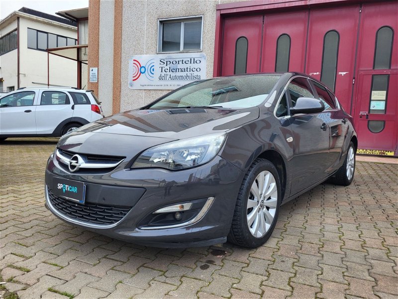 Opel Astra 1.4 Turbo 140CV 5 porte GPL Tech Cosmo my 12 del 2015 usata a Terranuova Bracciolini