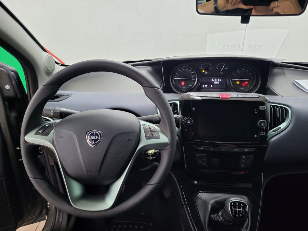 Lancia Ypsilon nuova a Arezzo (14)