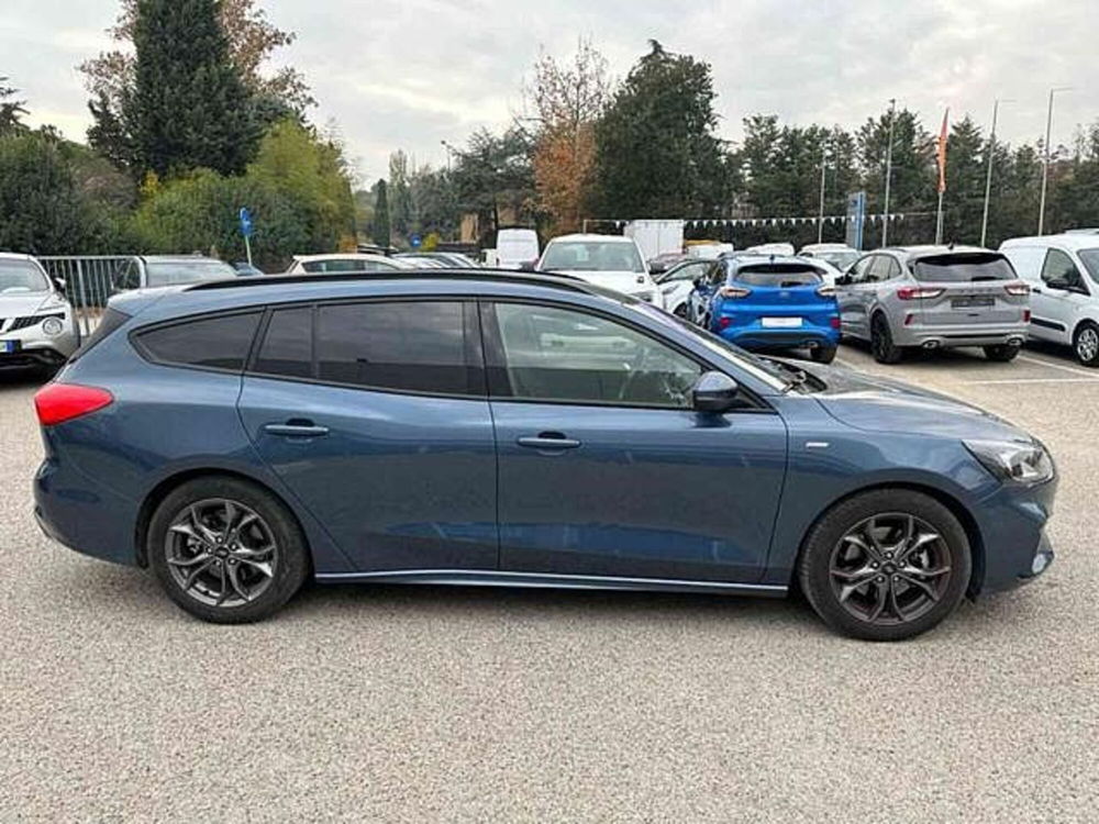 Ford Focus Station Wagon usata a Pesaro-Urbino (8)