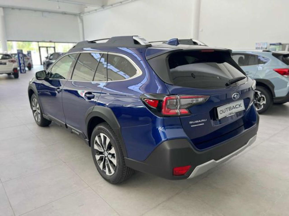 Subaru Outback nuova a Padova (4)