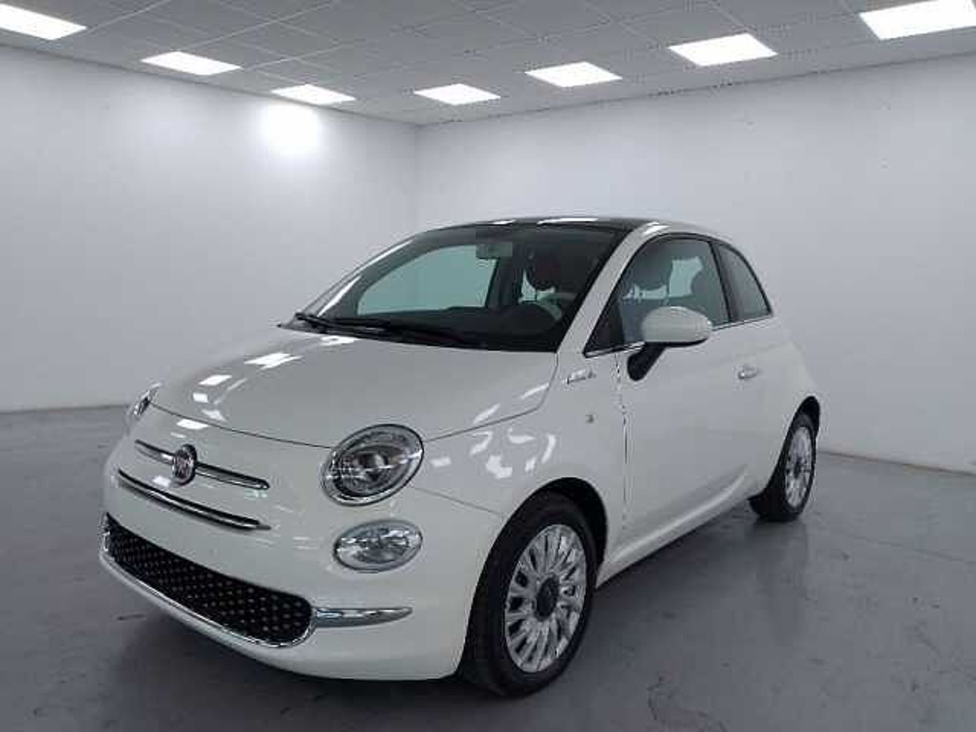 Fiat 500 1.0 hybrid Dolcevita 70cv del 2021 usata a Cuneo