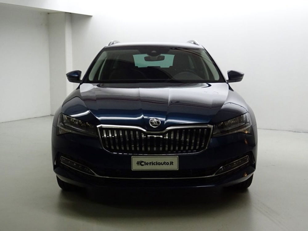 Skoda Superb Station Wagon usata a Como (7)