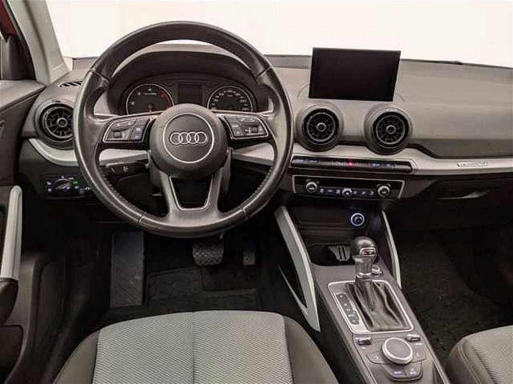Audi Q2 Q2 2.0 TDI quattro S tronic Design del 2017 usata a Pesaro (4)