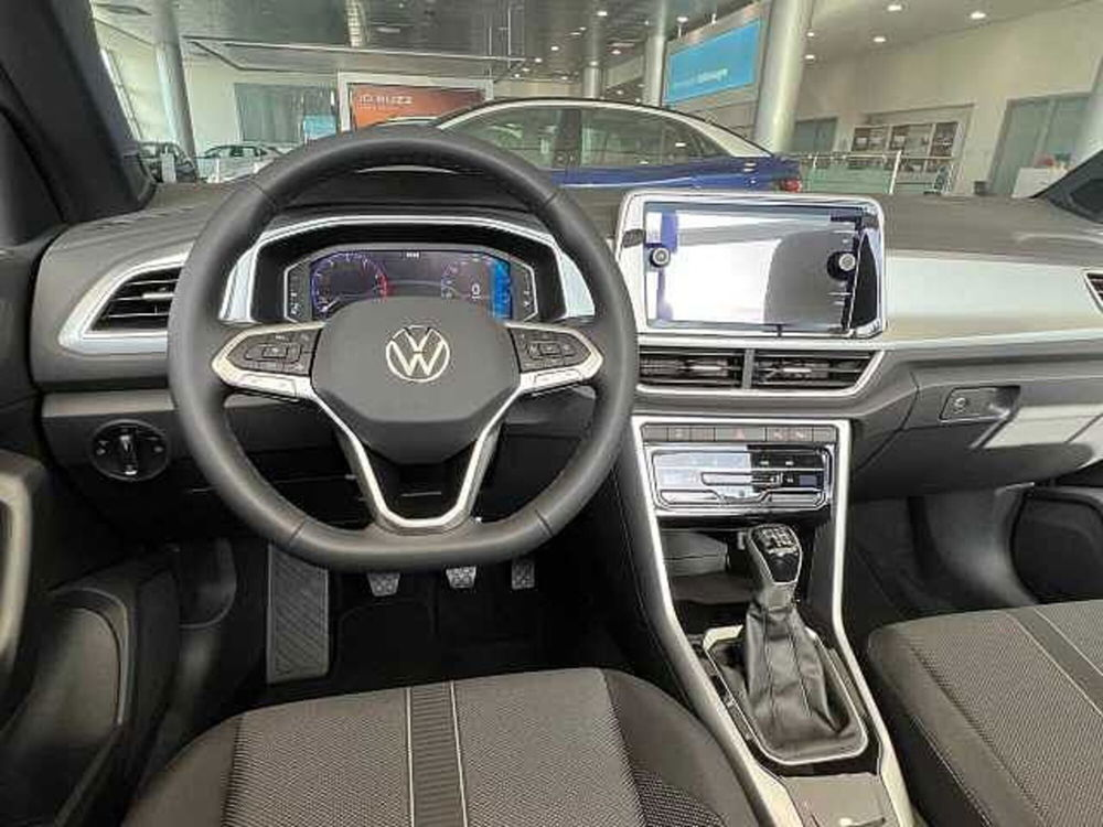 Volkswagen T-Roc Cabrio nuova a Cagliari (6)