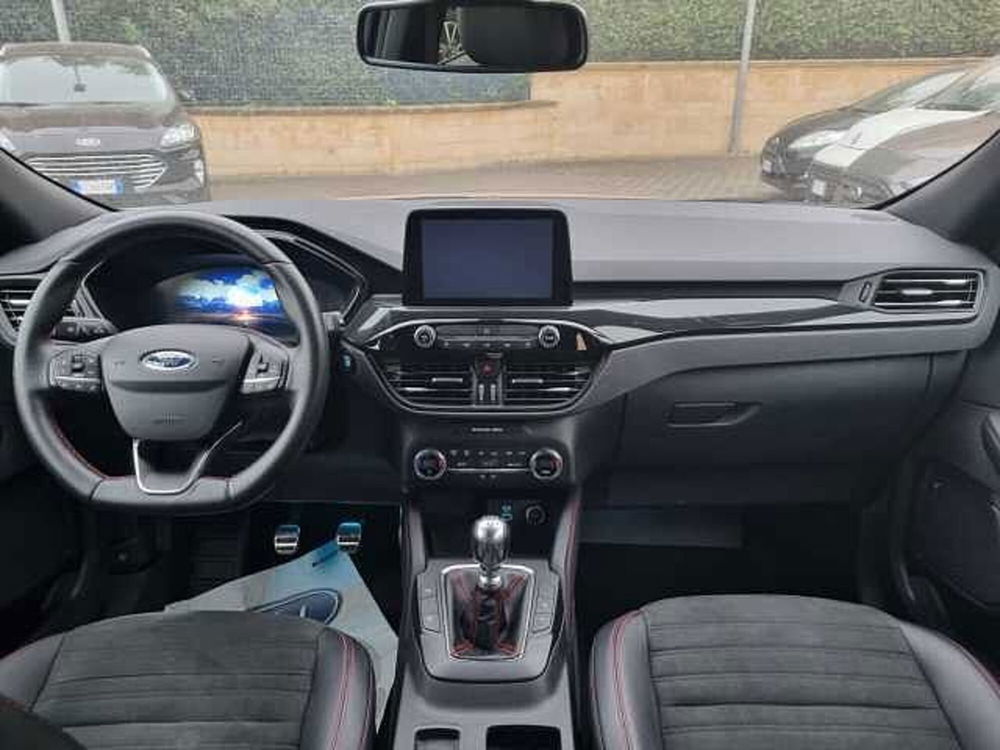 Ford Kuga usata a Bari (16)