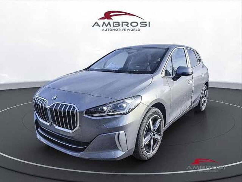 BMW Serie 2 Active Tourer 218d  Luxury auto nuova a Viterbo