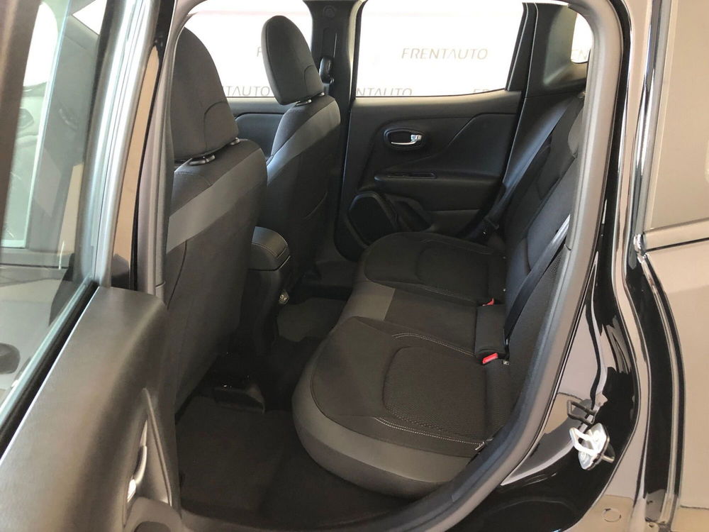 Jeep Renegade nuova a Pescara (8)