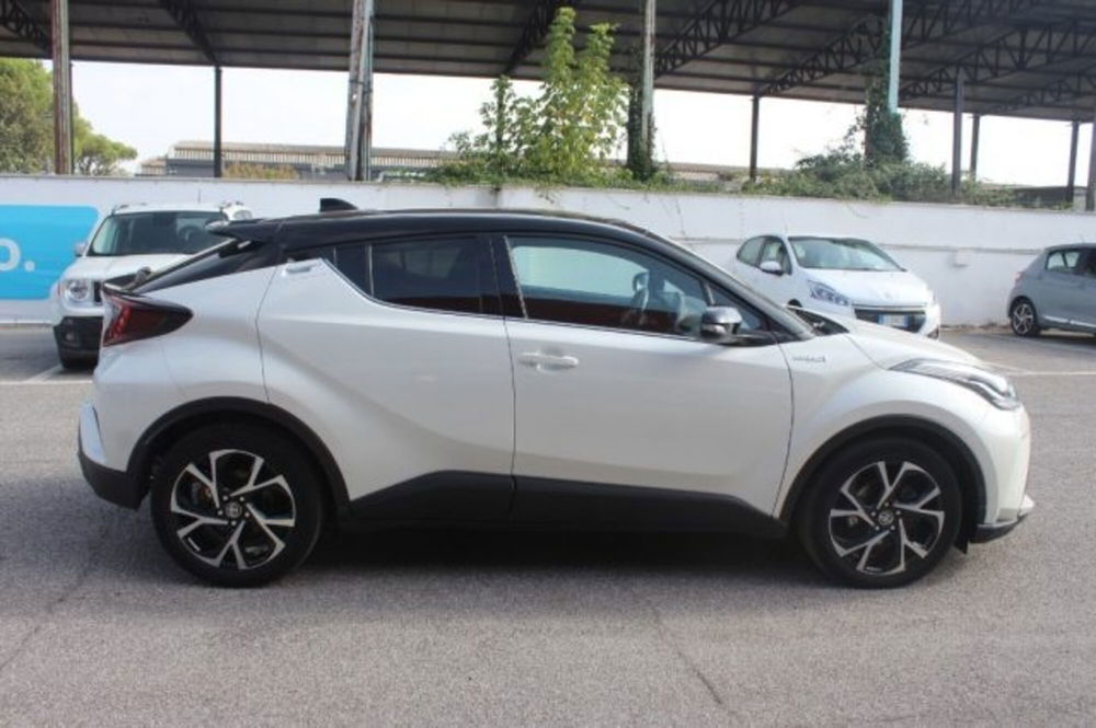 Toyota Toyota C-HR usata a Roma (14)