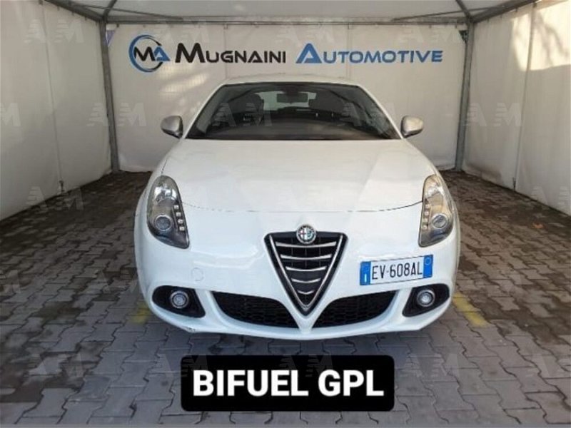 Alfa Romeo Giulietta 1.4 Turbo 120 CV GPL Distinctive my 14 del 2014 usata a Firenze