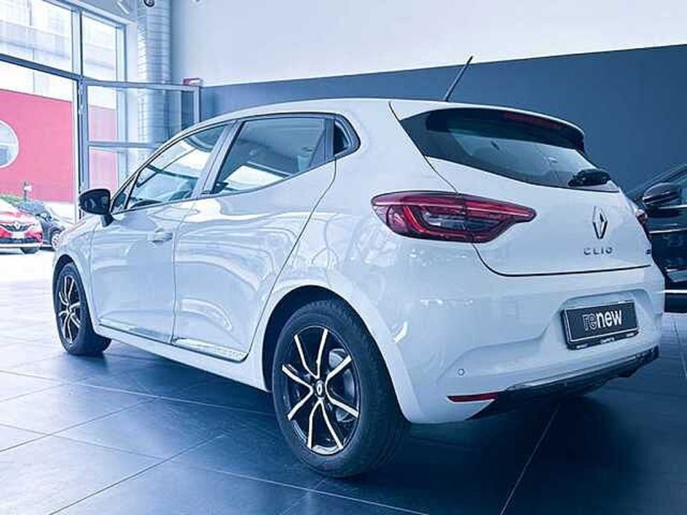 Renault Clio Full Hybrid E-Tech 140 CV 5 porte Zen  del 2020 usata a Rende (5)