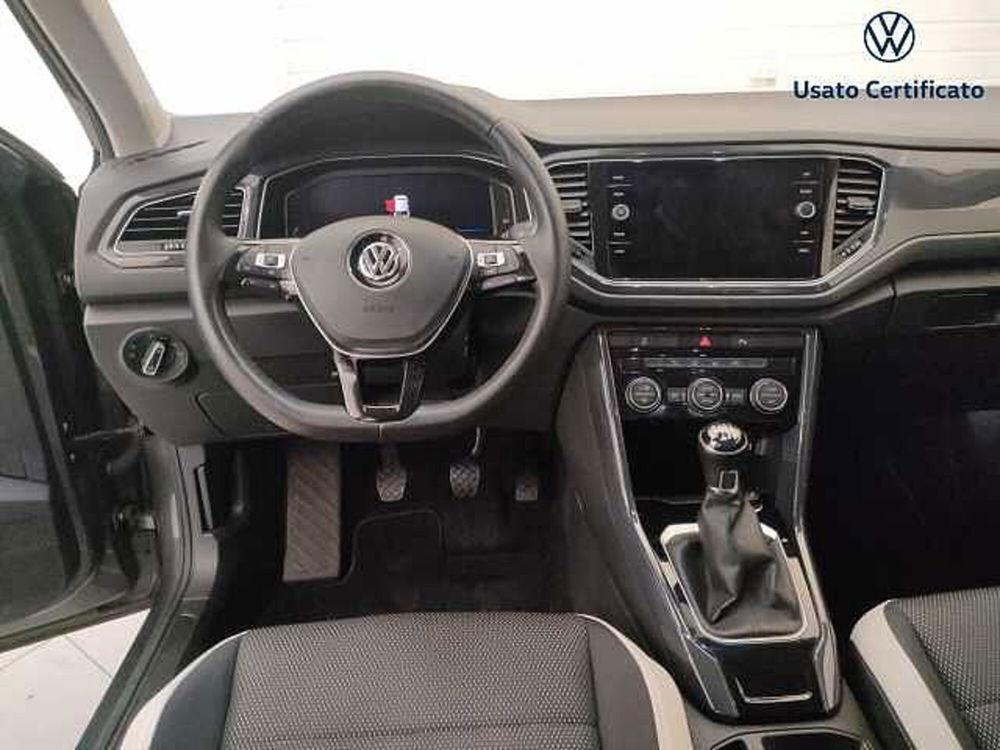 Volkswagen T-Roc usata a Varese (15)