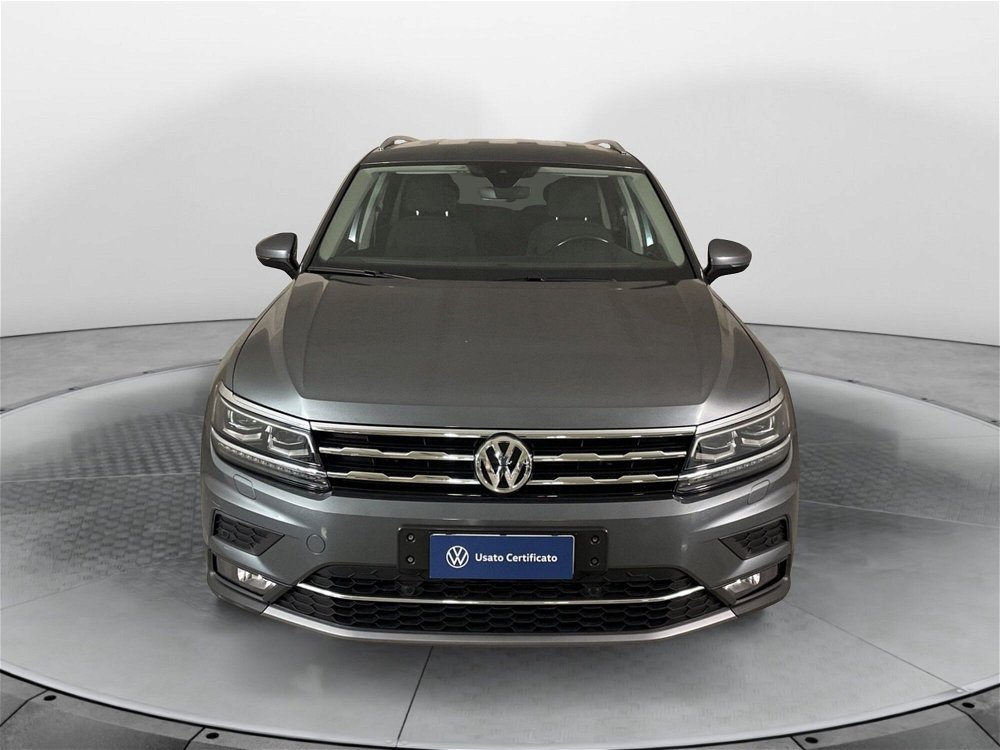 Volkswagen Tiguan Allspace 2.0 TDI SCR DSG 4MOTION Advanced BMT  del 2018 usata a Carnago (2)